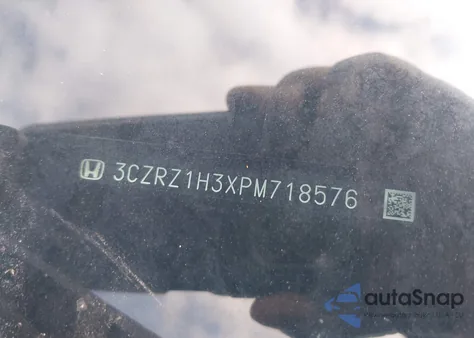 2023 Honda Hr-V Awd Lx z USA, uszkodzony, nr VIN 3CZRZ2H39PM750201